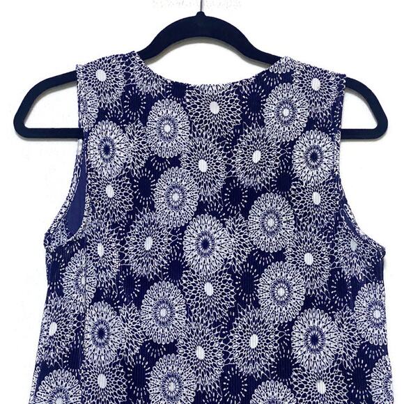 Christopher and Banks Sleeveless Top Women's Medium Pullover Blue and White - Picture 5 of 7